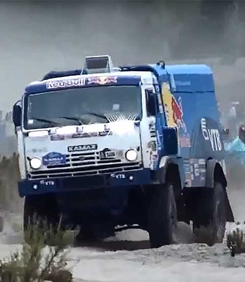 Kamaz-tvlingslastbil med SACHS-teknik i Dakarrallyt.